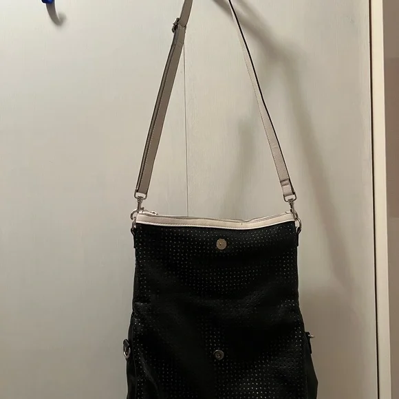 mark. brand Convertible Hobo bag to Clutch with adjustable straps - Picture 3 of 8